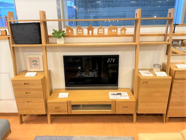 TVボード LEIRIA 高野木工 ｜ 大阪茨木で家具ならカリモク家具